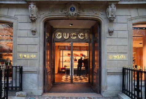 gucci paris france|gucci avenue montaigne.